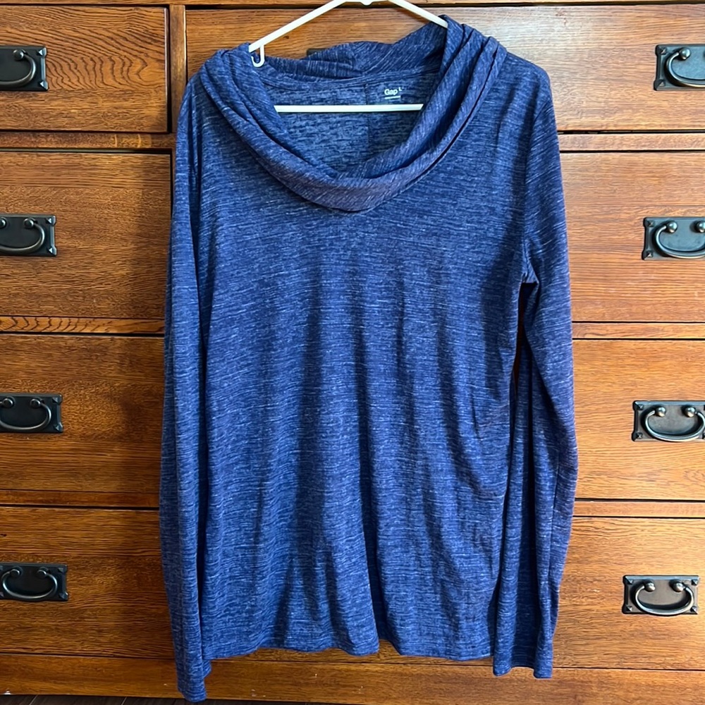 Gap cowl neck tee size L